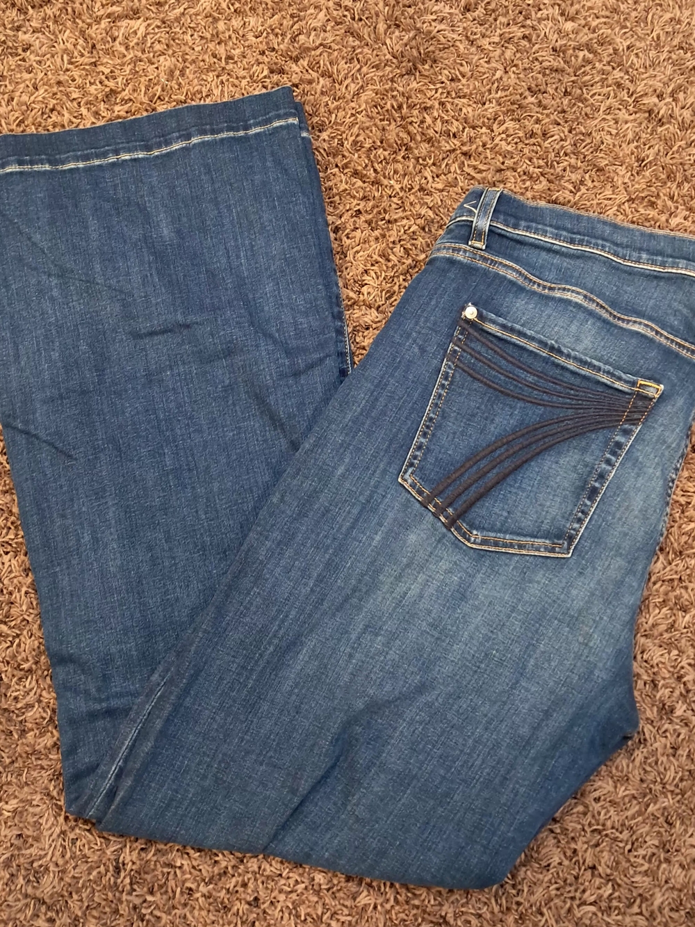 7 For All Mankind Women's Dark Blue Bootcut Jeans with Contrast Pocket Stitching